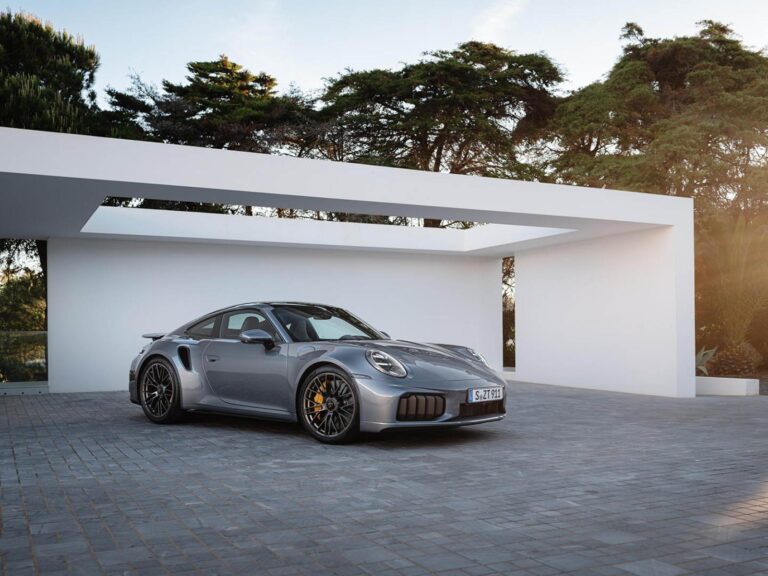 Porsche 911 Turbo S je hybrid, ale má extrémny výkon | Autobazar.EU