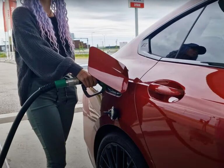 Slovensko podľa ŠÚSR zasiahlo zdražovanie palív, analytik má ale aj „dobré“  správy. Ako pre koho | Autobazar.EU