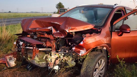 Tragická nehoda: Pri Nových Zámkoch vyhasol život 20-ročnej spolujazdkyne - Doprava - Auto - Pravda