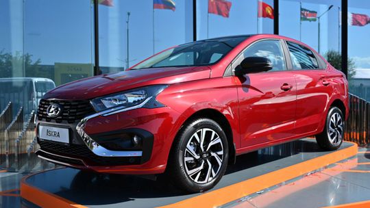 Lada Iskra: Predaj beží, výroba stojí. ‘Matička Rus‘ ju nevie dostať na linky - Magazín - Auto - Pravda