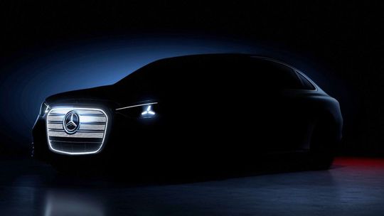 Mercedes-Benz C with EQ Technology: Elektrické céčko je potvrdené - Magazín - Auto - pravda.sk