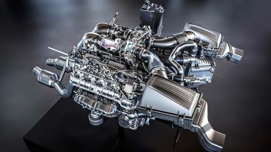 Mercedes-Benz vyvíja nový motor V8. Môže mať cez 800 koní - Magazín - Auto - Pravda