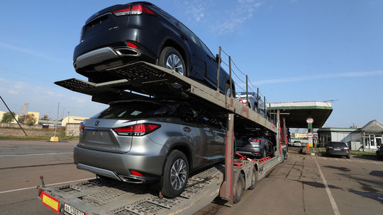 Vojnu na Ukrajine budú financovať už aj ruskí motoristi. Autá zdražejú o tisíce eur - Magazín - Auto - pravda.sk