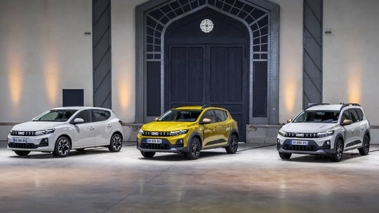 Dacia Sandero, Logan a Jogger podstúpili facelift. Zmeny sú aj pod kapotou - Novinky - Auto - pravda.sk