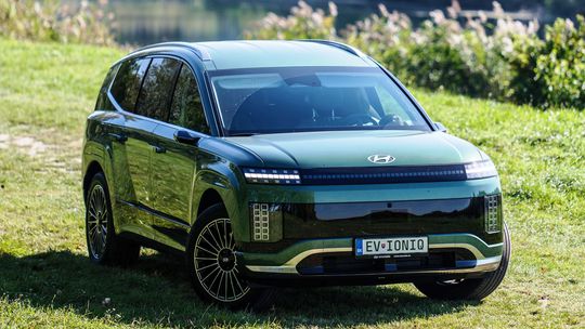 Test: Hyundai Ioniq 9 - luxusný koráb omráči tichom a dynamikou - Testy - Auto - pravda.sk