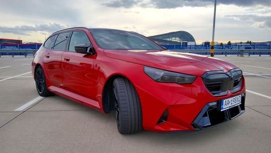 Test: BMW M5 Touring – hi-tech diabol v rodinnom prevedení - Testy automobilov - Auto - Pravda