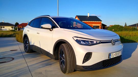 Test: Volkswagen ID.4 – univerzálny crossover, ktorý zaujme aj v základnej výbave - Testy automobilov - Auto - Pravda