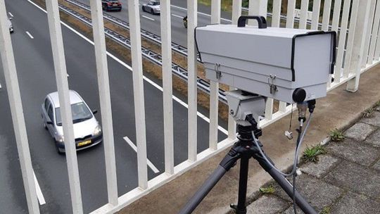 Monocam: Stanú sa inteligentné kamery postrachom telefonujúcich vodičov? - Magazín - Auto - pravda.sk