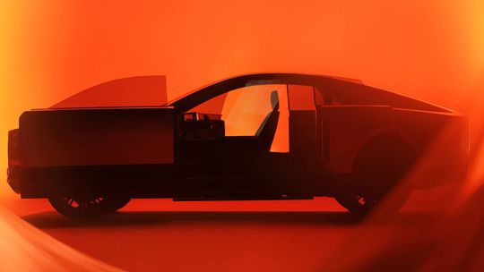 Century: Zaútočí Toyota na Rolls-Royce a Bentley? Ofenzívu odštartuje v Tokiu - Magazín - Auto - pravda.sk