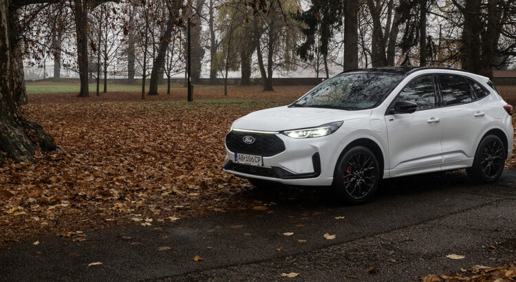Test Ford Kuga ST-Line X PHEV: Kroky k ešte rozumnejšiemu celku