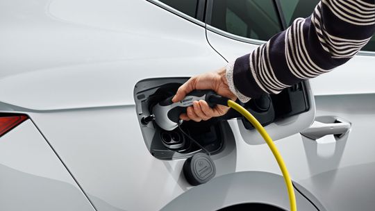 A je to tu! Briti budú platiť za každý kilometer jazdy s elektromobilom - Magazín - Auto - pravda.sk