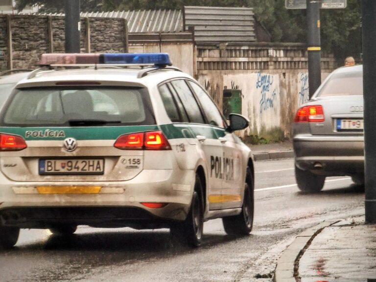 Max. rýchlosť pre bicykle, zmena platnosti vodičákov či kontroly po novom. Zmeny pre vodičov, kolobežkárov aj cyklistov od januára | Autobazar.EU