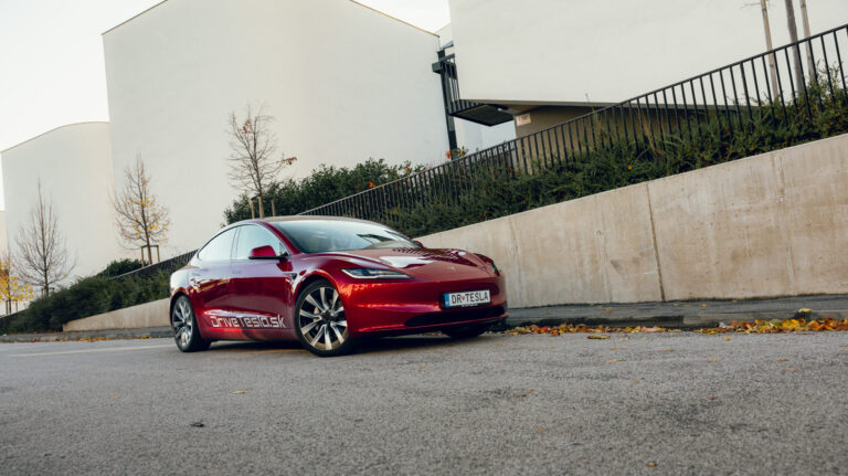 Predaje spaľovákov doslova zamrzli, Nórsko s ďalším rekordom