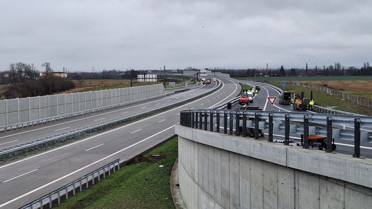 Česko oslavuje historický míľnik: Legendárna diaľnica D1 je po 58 rokoch hotová - Doprava - Auto - Pravda