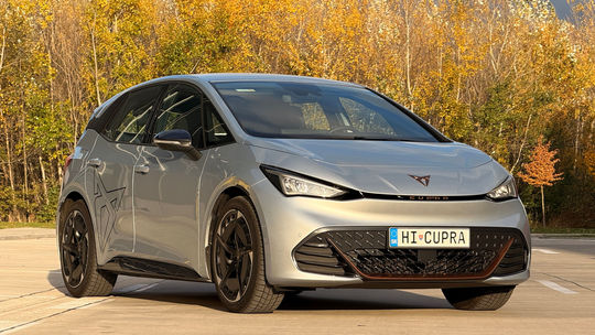 Test: Cupra Born eBoost - suverénna v meste a zábavná v serpentínach - Testy automobilov - Auto - Pravda