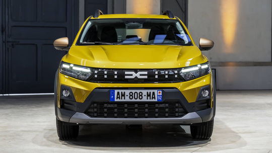 Vynovená Dacia Sandero a Stepway dorazili na Slovensko. Poznáme aj ceny - Novinky - Auto - Pravda