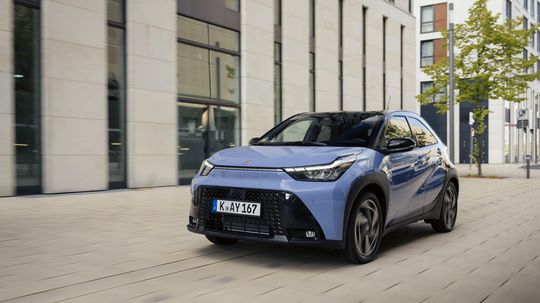 Predpredaj hybridnej Toyoty Aygo X sa začína aj na Slovensku - Novinky - Auto - Pravda