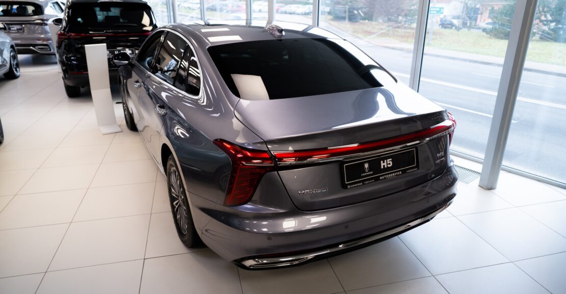 Hongqi rozširuje sieť na Slovensku, otvoril deviaty prémiový showroom