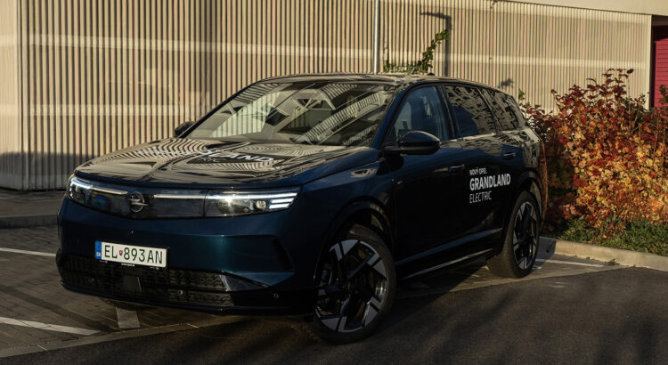 Test Opel Grandland Electric: Aj na dlhé trasy