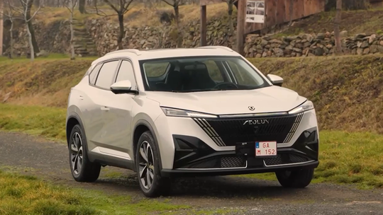 Vyskúšali sme Dongfeng Mage 1.5 Mach Power. Zamieša karty medzi SUV? - Testy automobilov - Auto - Pravda