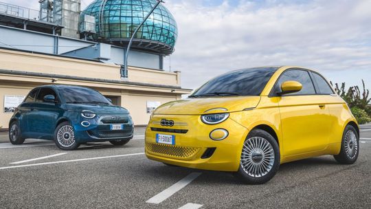 Za dva roky klesla výroba Stellantisu v Taliansku o polovicu. Odborári sú nervózni - Magazín - Auto - Pravda