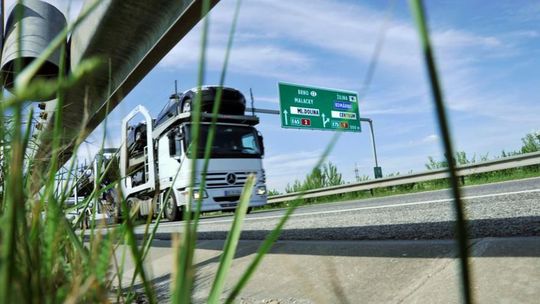 NDS: Vďaka minulý rok sprejazdneným obchvatom z miest ubudli tisícky kamiónov denne - Doprava - Auto - pravda.sk