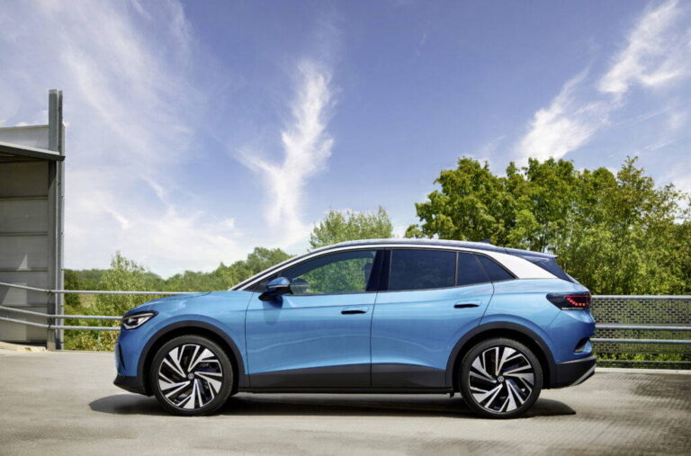 Bude dizajn značky Volkswagen krajší? Muž, ktorý navrhoval Porsche a VW, odchádza z čela koncernu - AUTOVINY.sk