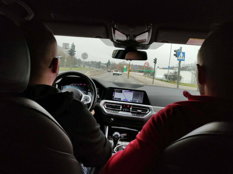 Čistý biznis. Krakov vytiahol za mesiac milión eur z vreciek vodičov starých áut - AUTOVINY.sk