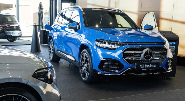 Mercedes-Benz GLB je na Slovensku ako elektromobil, prídu aj iné verzie