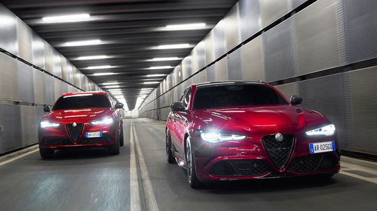 Alfa Romeo Stelvio/Giulia QV: Vrcholové verzie sa vracajú na scénu - Novinky - Auto - pravda.sk