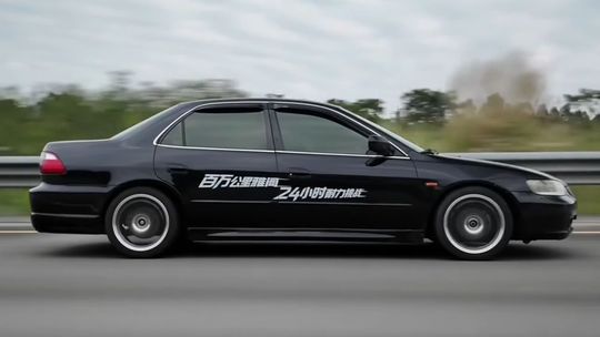 Neuveriteľné: Honda Accord z roku 2000 zvládla 24-hodinový maratón - Magazín - Auto - Pravda
