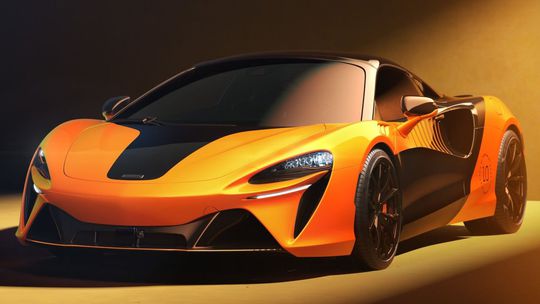 McLaren Artura Spider MCL39 Edition: Vo Wokingu oslavujú víťazstvá v F1 - Novinky - Auto - Pravda