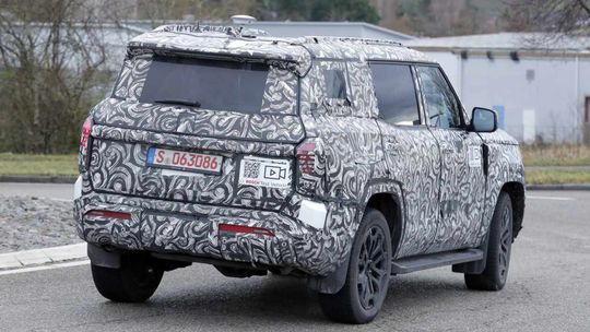 Mitsubishi Pajero: Vráti sa legenda terénu? Testujú ju aj na cestách Európy - Magazín - Auto - pravda.sk