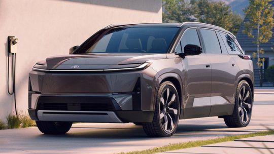 Toyota Highlander: Veľké SUV sa mení na čistý elektromobil. Zatiaľ v USA - Novinky - Auto - pravda.sk