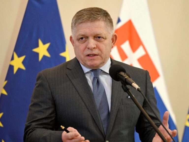 Slovensko bude mať dvojité ceny nafty. Vláda a Slovnaft pristupujú k ráznym krokom, ceny pre bežných motoristov budú nižšie | Autobazar.EU