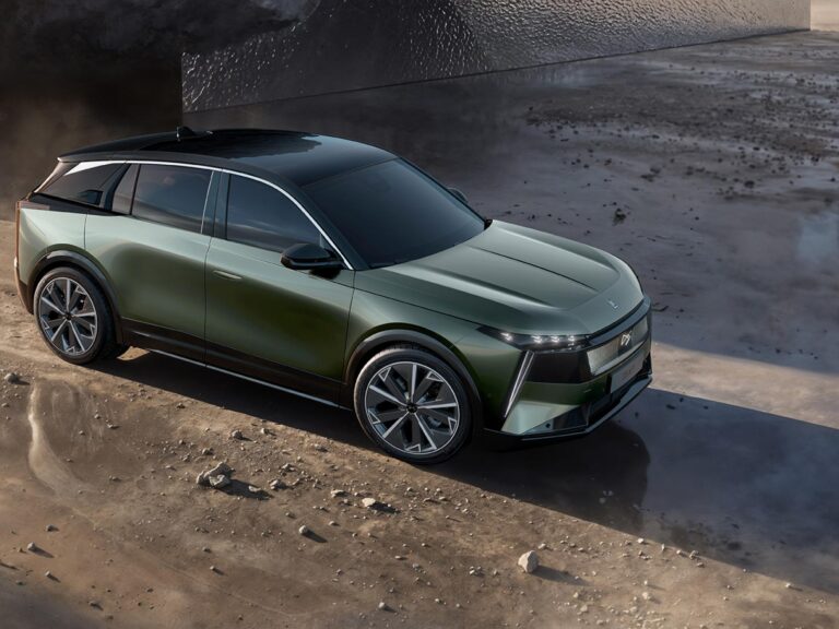 DS Automobiles chytí vlnu komfortu aj s novým modelom DS N°7