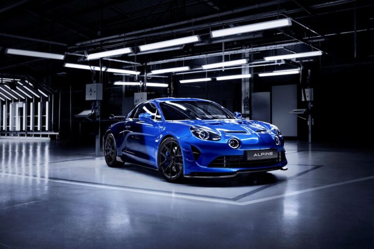 Alpine A110 sa vráti a má prekvapiť celý automobilový svet