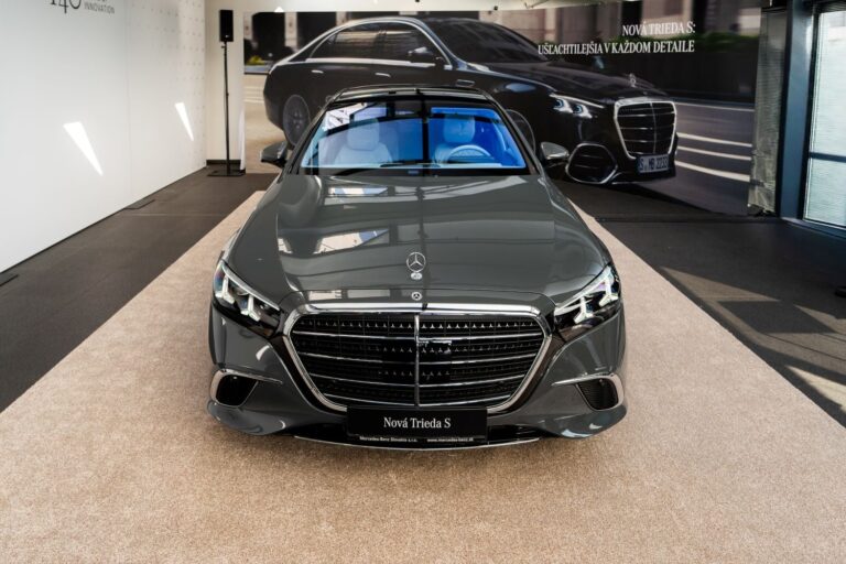 Mercedes-Benz Triedy S naživo: Polovica auta je úplne nová