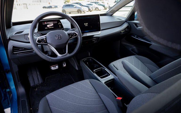 Volkswagen zvoláva viac ako 100 000 elektromobilov. Problém sa ukrýva v karosérii