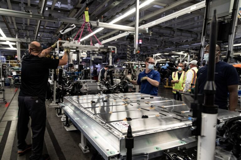 Volkswagen má nový plán. Solid-state batérie skôr, než sme čakali