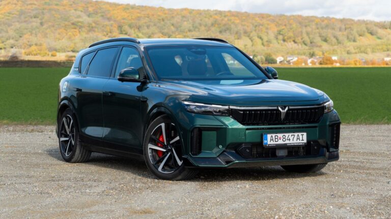 Chcete sa stať akcionárom automobilky? Voyah vstúpil na burzu