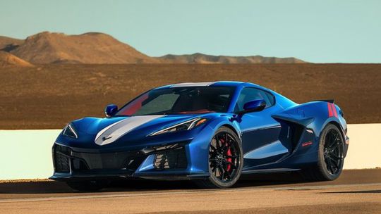 Chevrolet Corvette Grand Sport: Nový variant dostal ‘puristický’ osemvalec - Novinky - Auto - pravda.sk