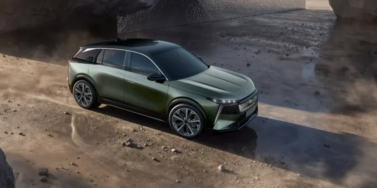 DS N°7: Francúzska odpoveď na Audi Q3 či BMW X1