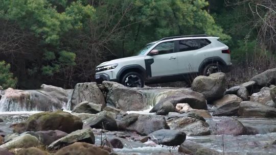 Videotest: Bližšie sme sa pozreli na nové Sandero a vynovený Duster - Testy - Auto - pravda.sk