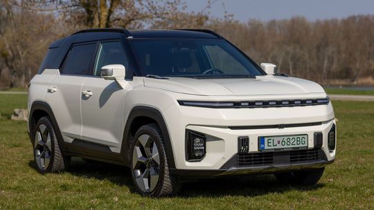 Test: KGM Torres EVX – „Enyaq 85 lacnejší než Elroq 60