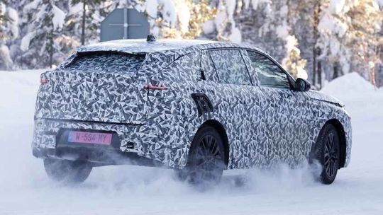 Lancia Gamma: Nová vlajková loď sa vracia po viac ako štyroch dekádach - Magazín - Auto - Pravda