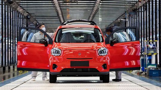 Leapmotor Poľskom ohrdol, sériovú výrobu áut začne v Španielsku - Magazín - Auto - pravda.sk
