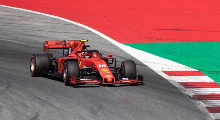 VC Austrálie F1: Súboj titánov začal - AutoGrip