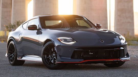 Nissan Z: Kultové kupé má lepší podvozok a manuál aj pre Nismo - Novinky - Auto - Pravda