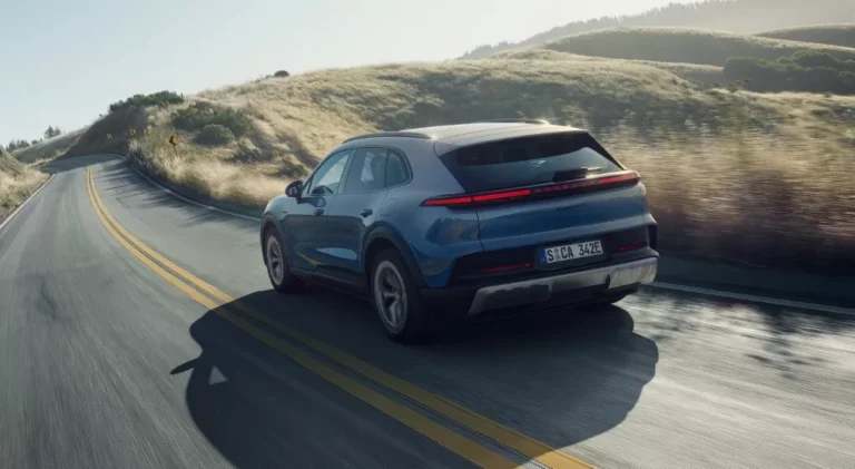 Porsche Cayenne S Electric: nový elektrický variant sa radí medzi Cayenne a Turbo